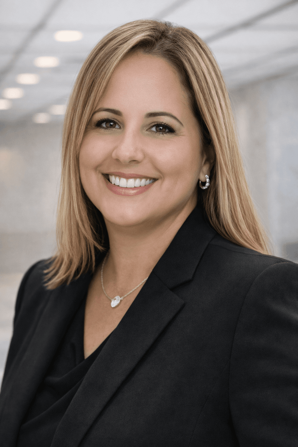 Lcda. Valerie De León